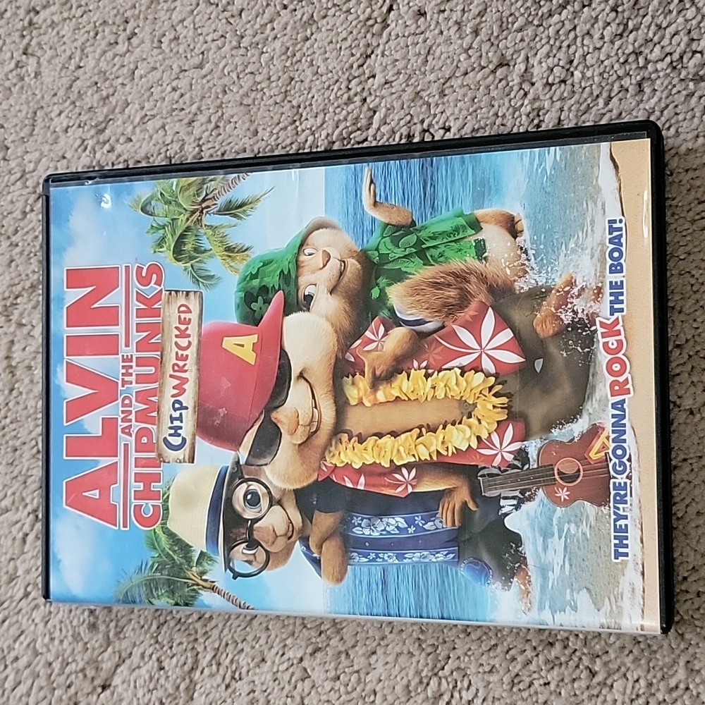 DVD "Alvin and the Chipmunks: ChipWrecked" 20th Century Fox Movie